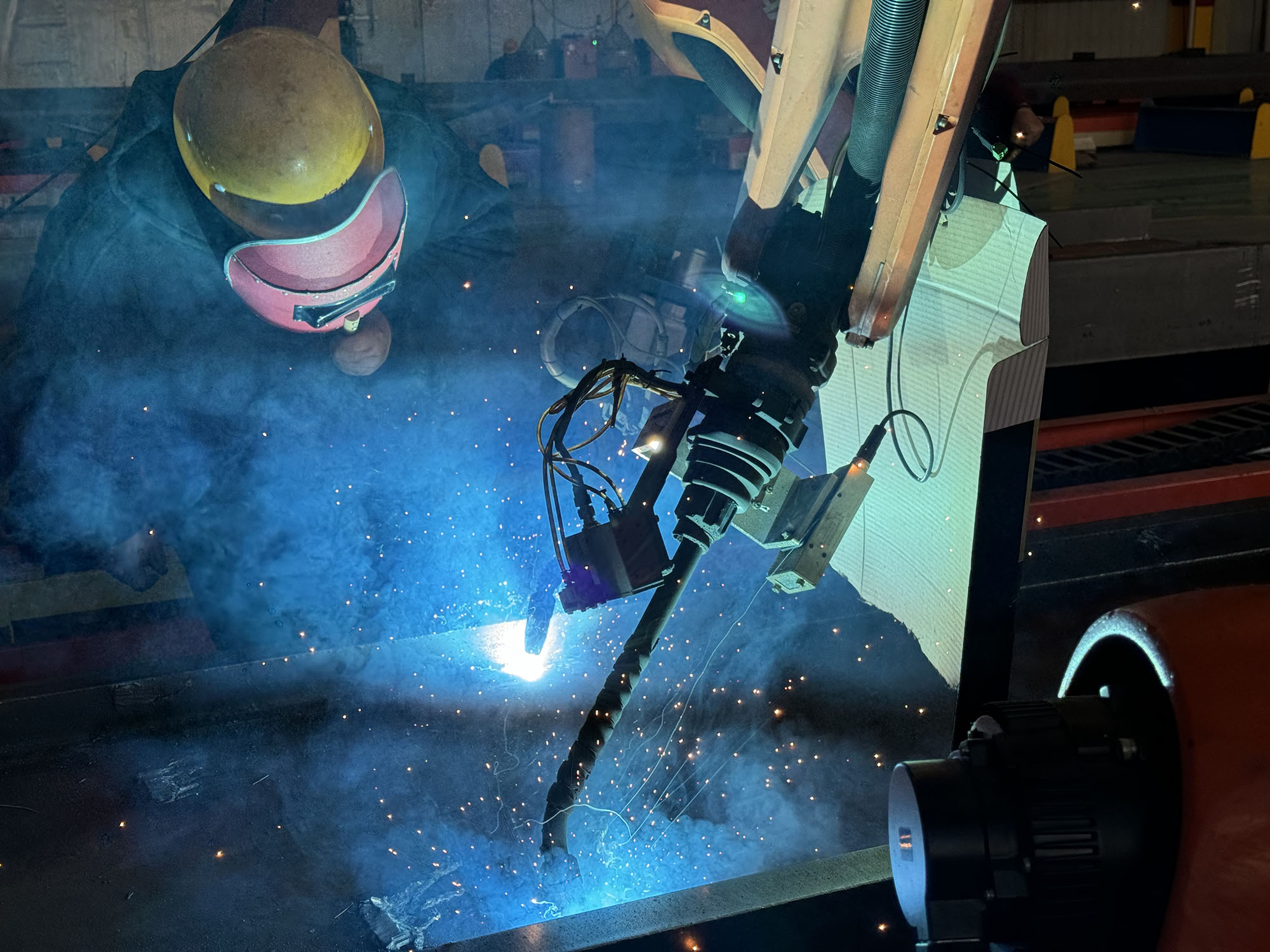 创想智控焊接相机的应用优势——从人工经验到智能监测